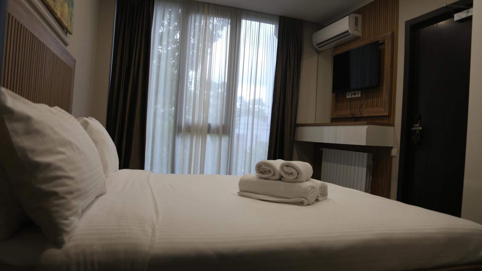 Golden Sun Kobuleti Hotell Exteriör bild
