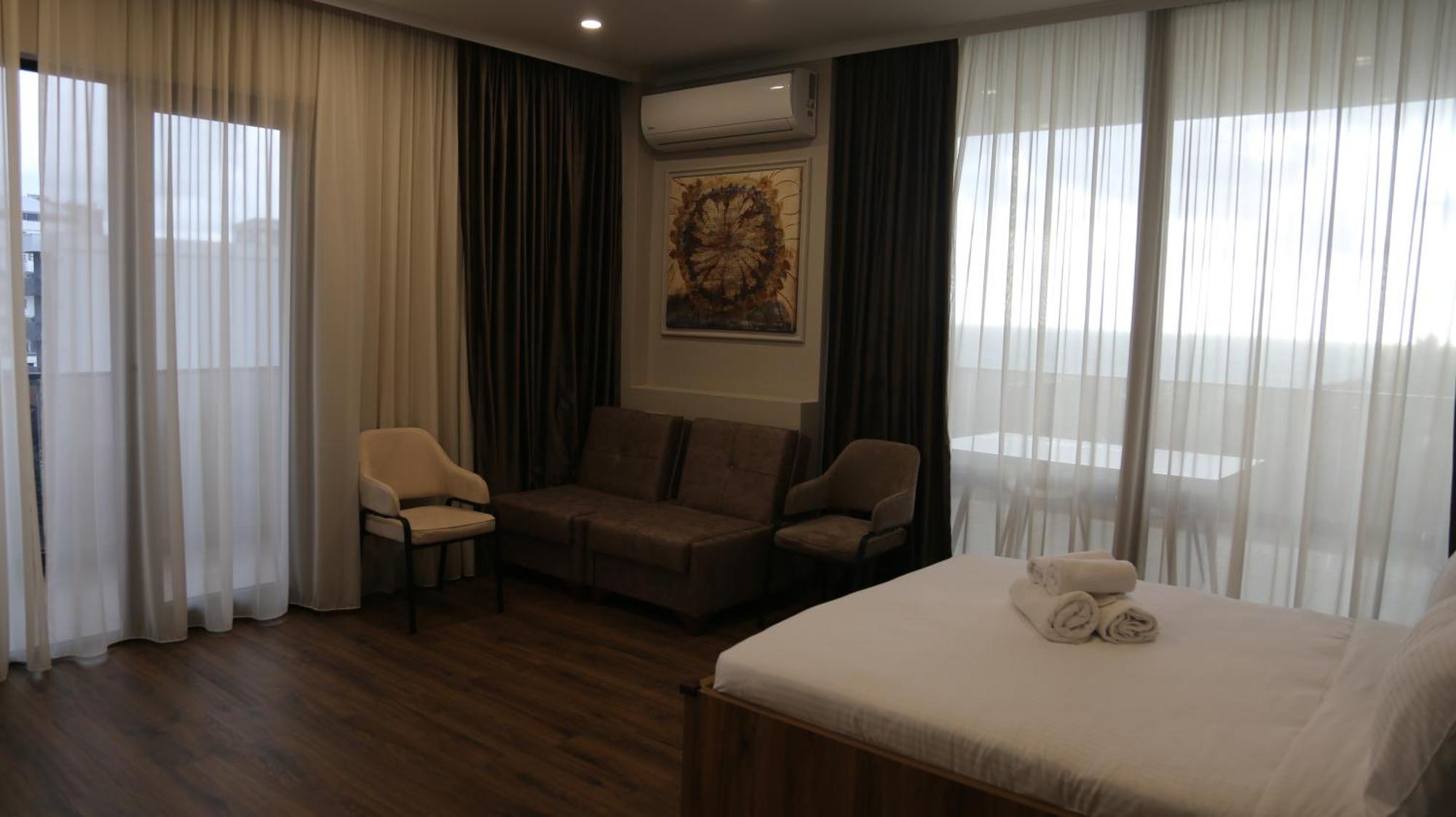 Golden Sun Kobuleti Hotell Exteriör bild
