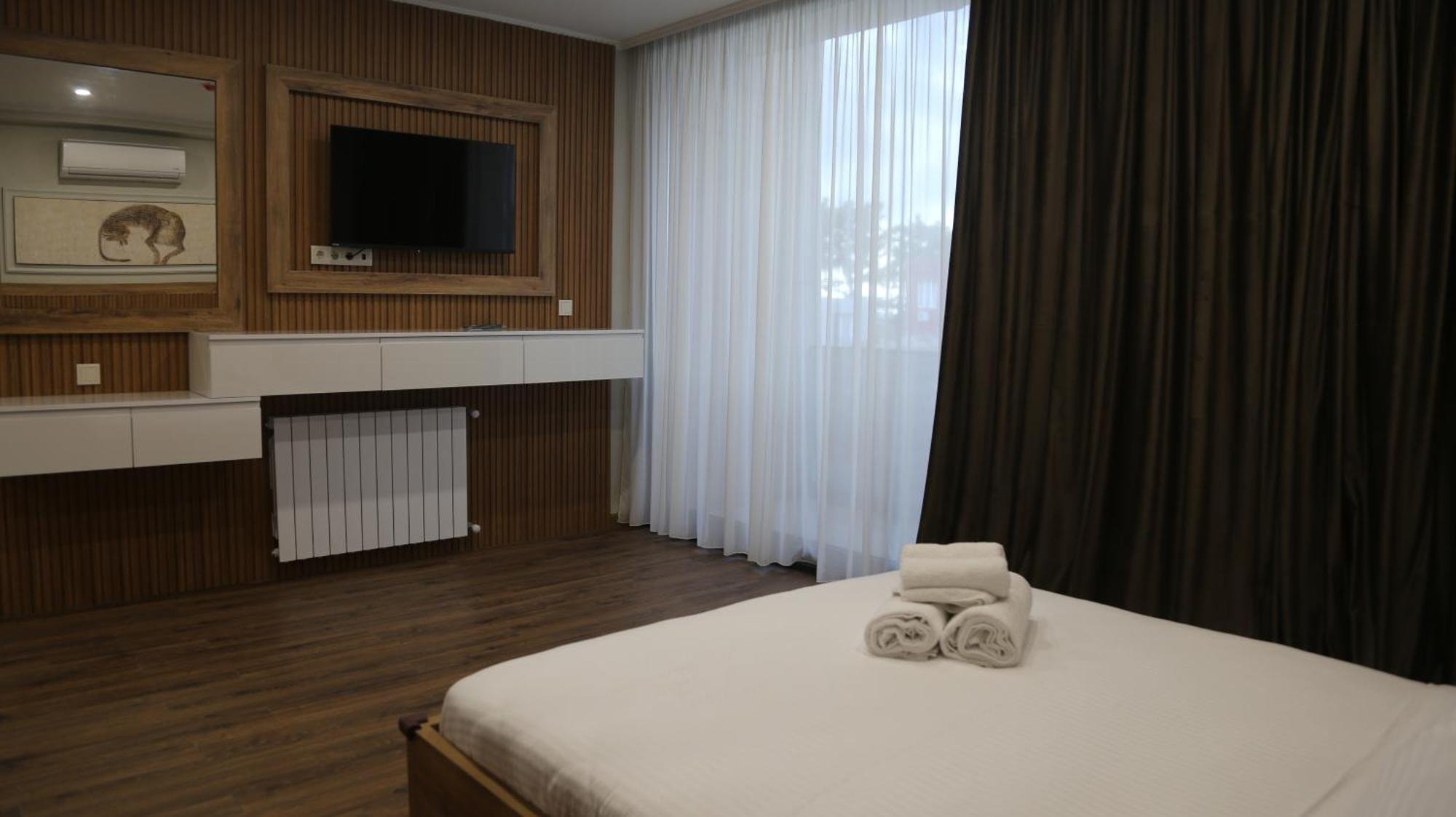 Golden Sun Kobuleti Hotell Exteriör bild