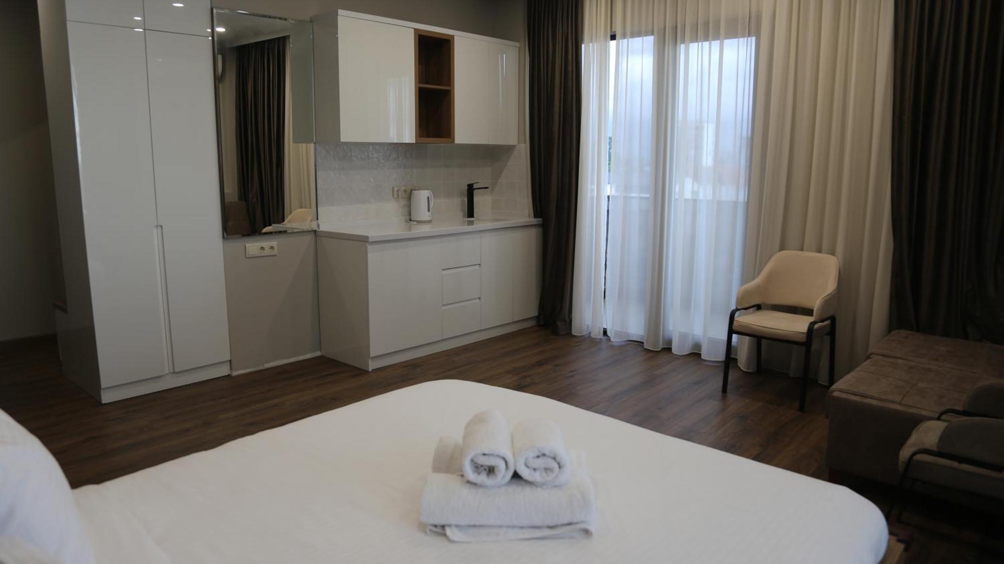 Golden Sun Kobuleti Hotell Exteriör bild
