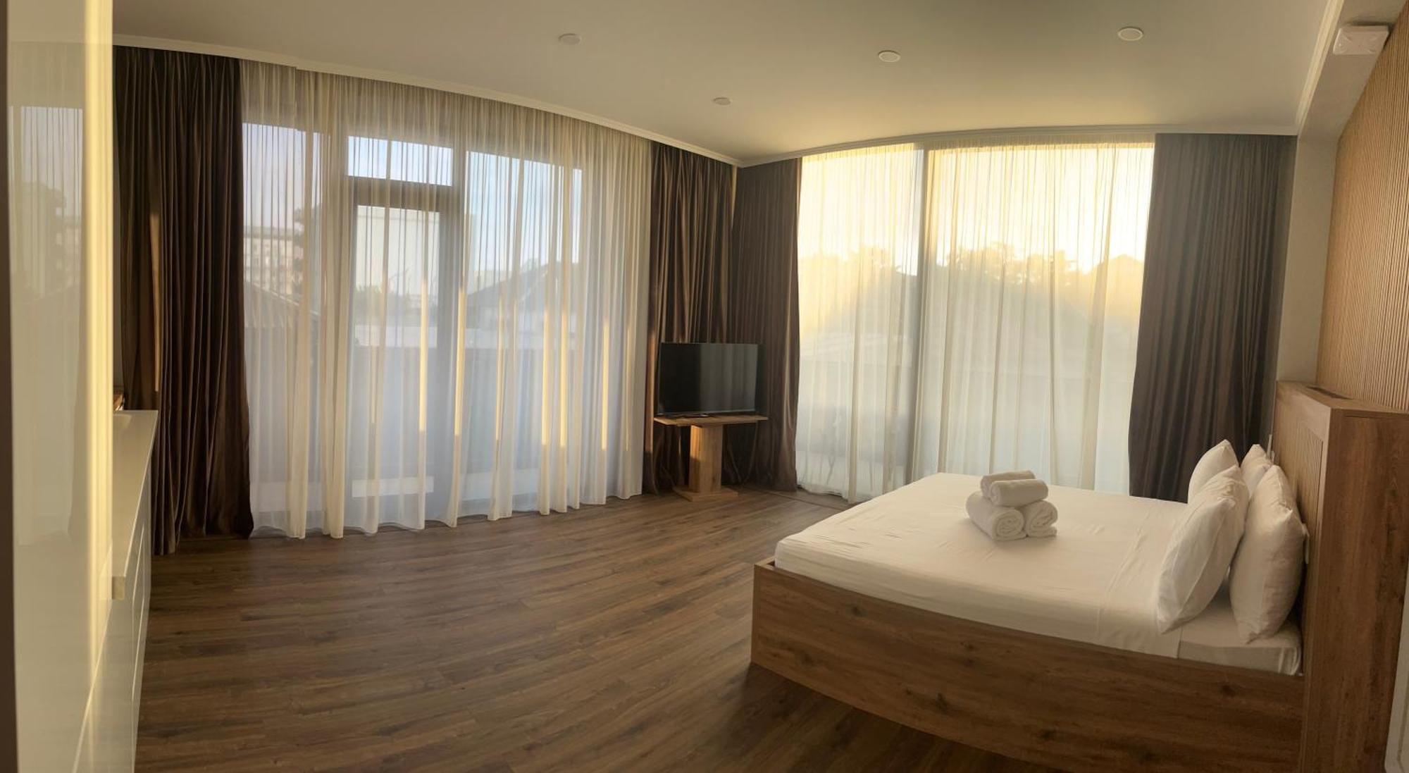 Golden Sun Kobuleti Hotell Exteriör bild